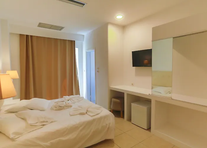 Astron Rhodes فندق Rhodes City