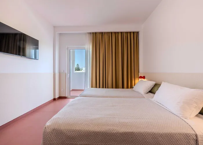 Astron Rhodes فندق 3*