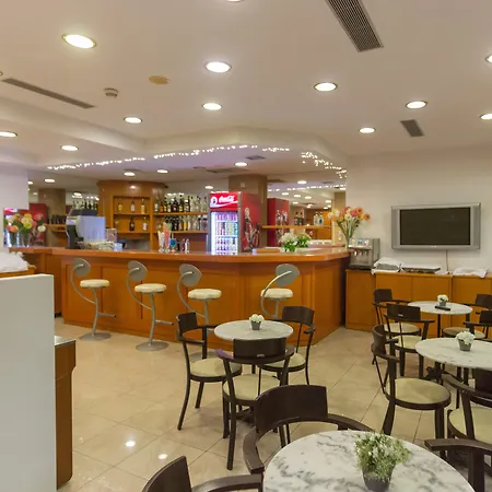 Astron Rhodes 호텔 3*